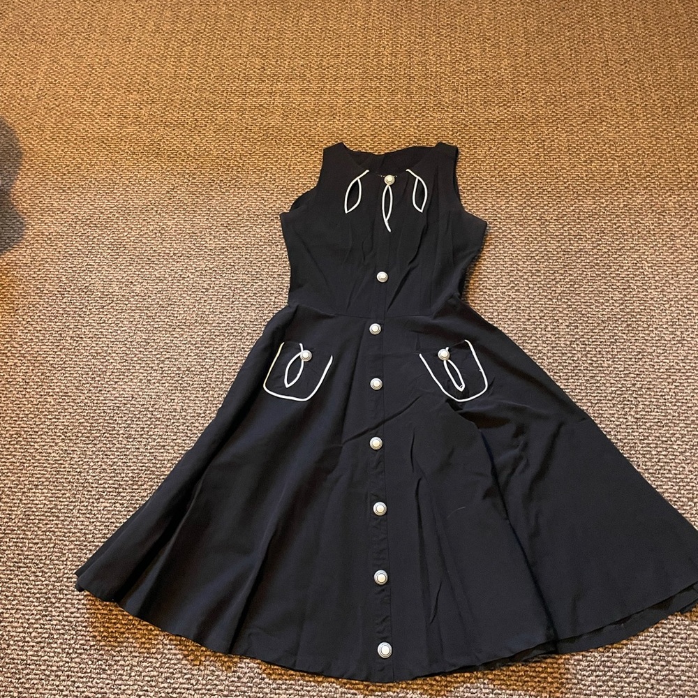 Retro black dress